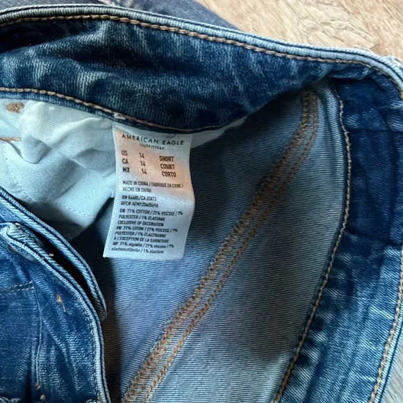 American Eagle Next level stretch distressed jeans - Picture 3 of 7